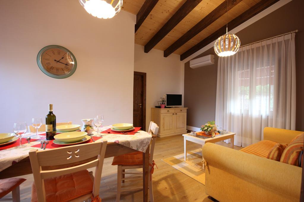 Residence Villa Rosi Laureana Cilento Exterior foto