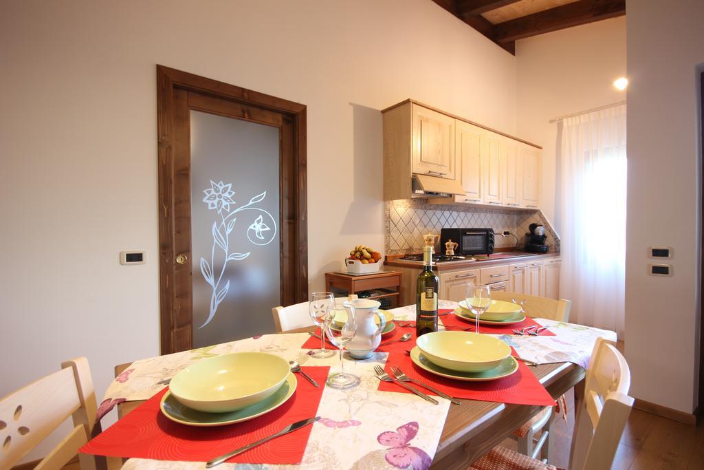 Residence Villa Rosi Laureana Cilento Exterior foto