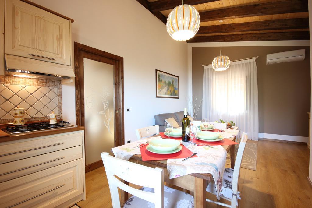 Residence Villa Rosi Laureana Cilento Exterior foto