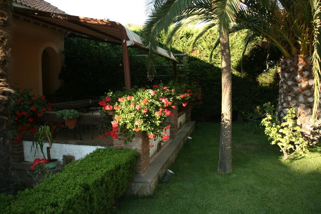 Residence Villa Rosi Laureana Cilento Habitación foto