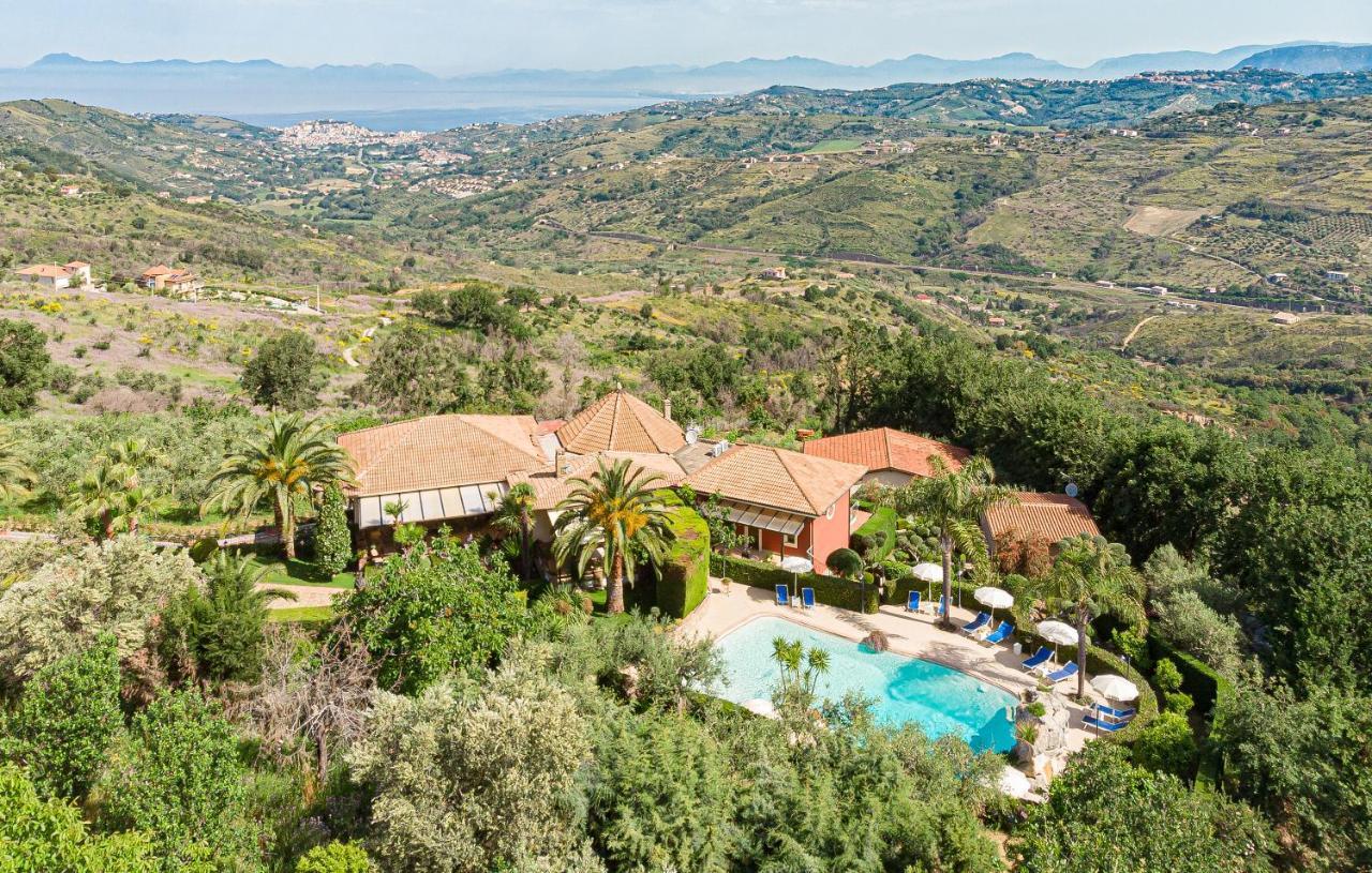 Residence Villa Rosi Laureana Cilento Exterior foto